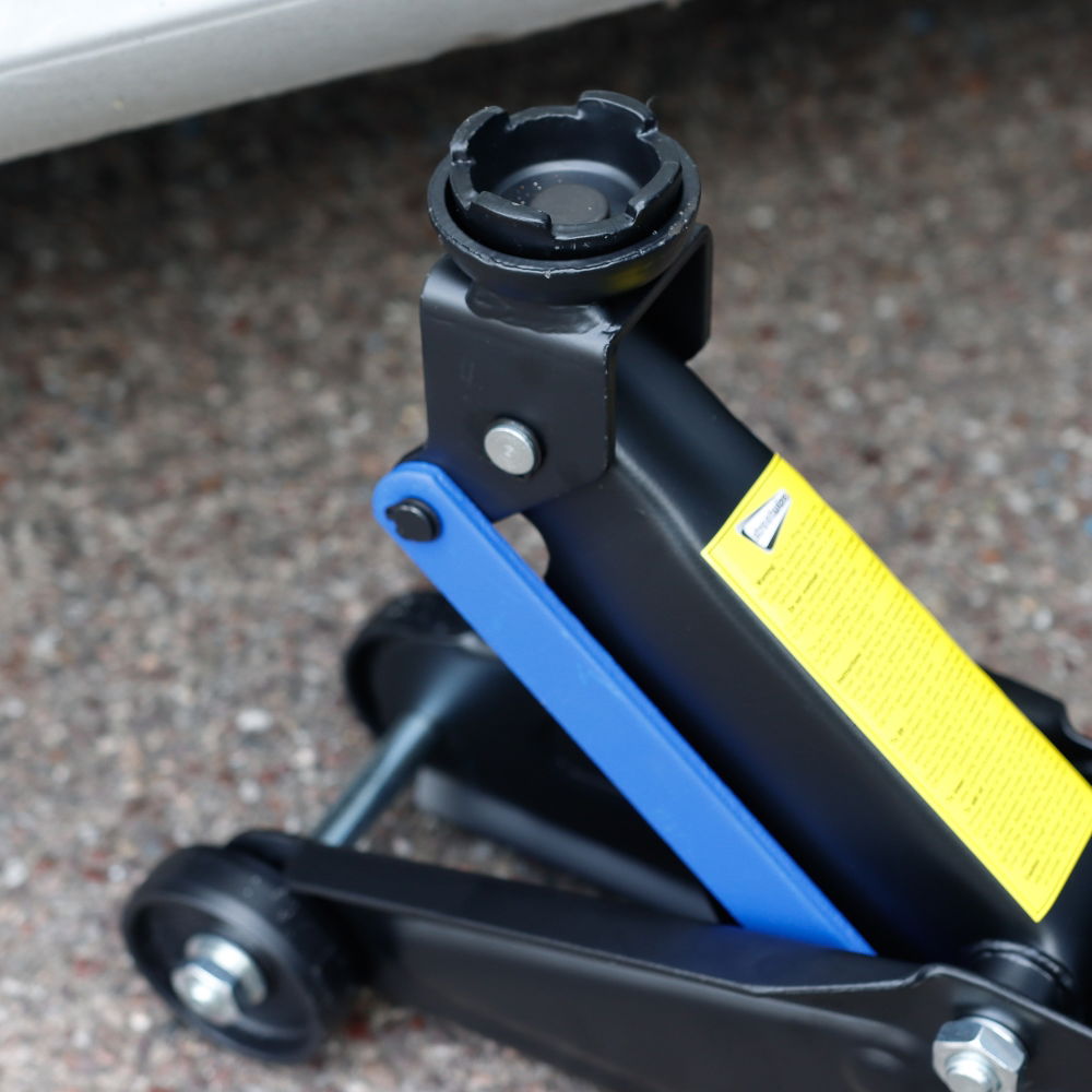 STREETWIZE 2 TONNE (2000KG) TROLLEY JACK WITH MOULDED CASE