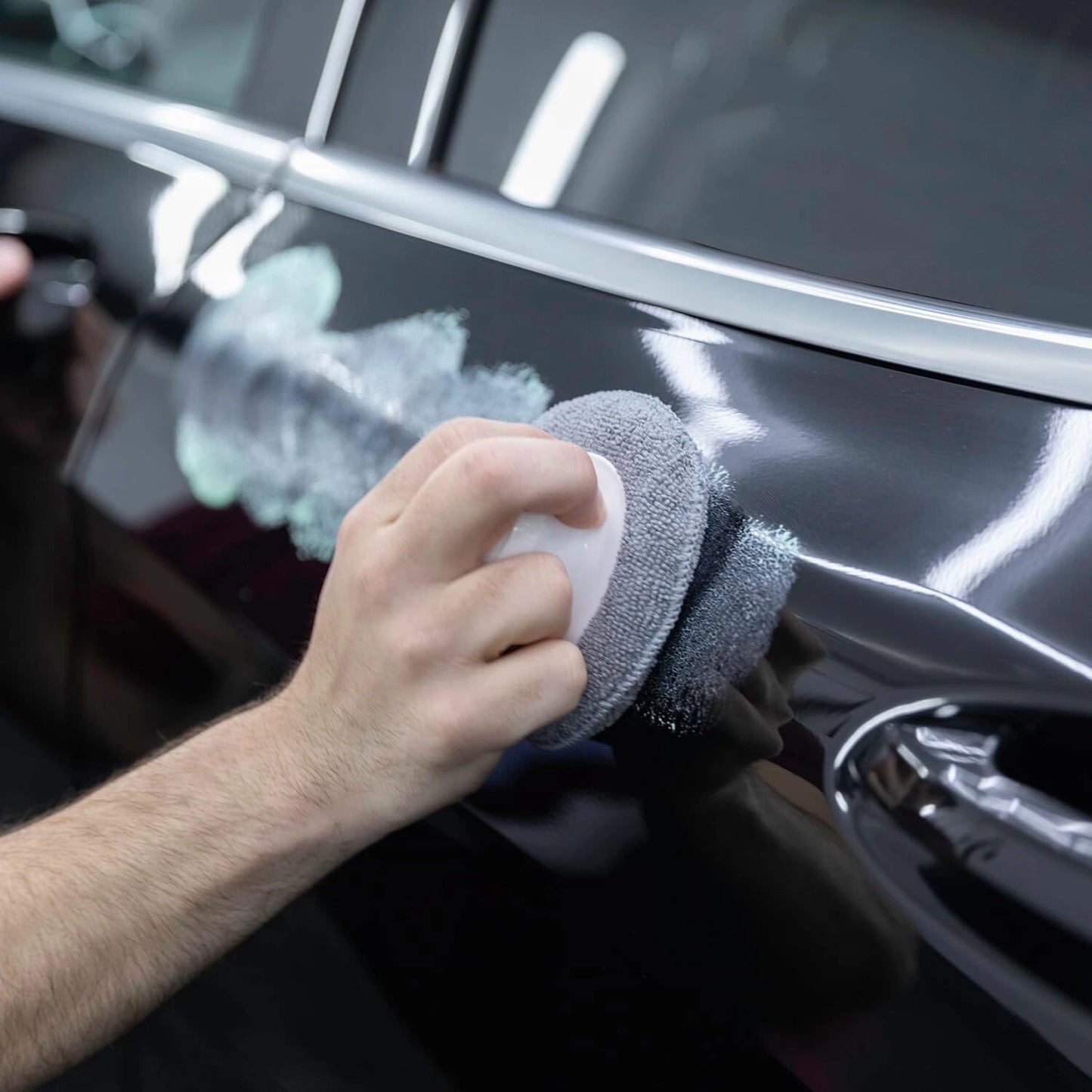 CARPLAN BLACK TRIM WAX 350ML