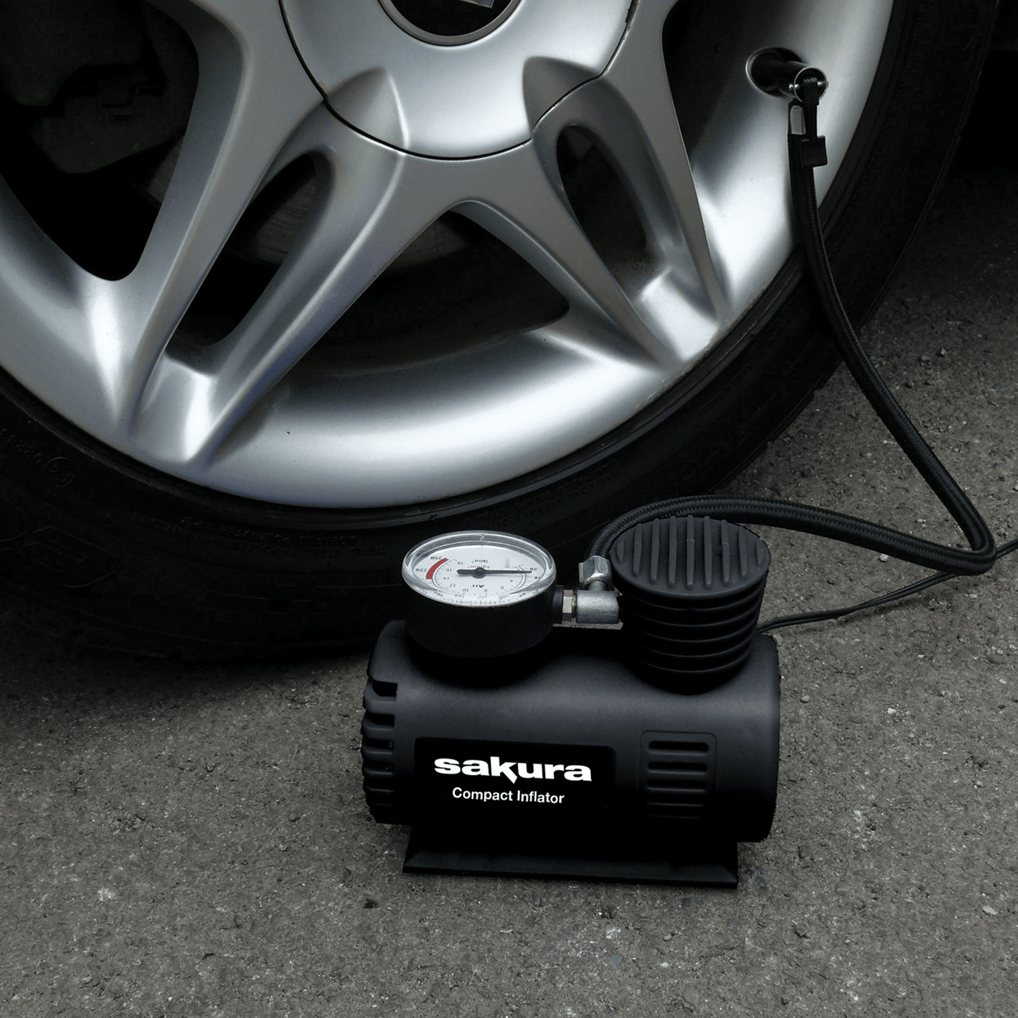 SAKURA COMPACT TYRE INFLATOR