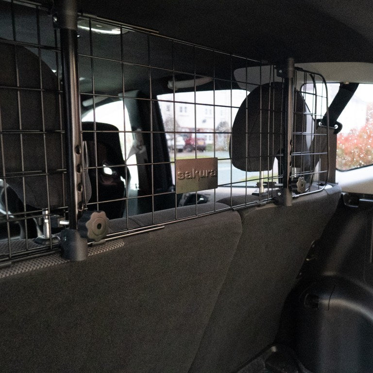 SAKURA HEADREST MESH DOG GUARD