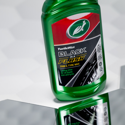 BLACK IN A FLASH TRIM & TYRE DRESSING 300ML