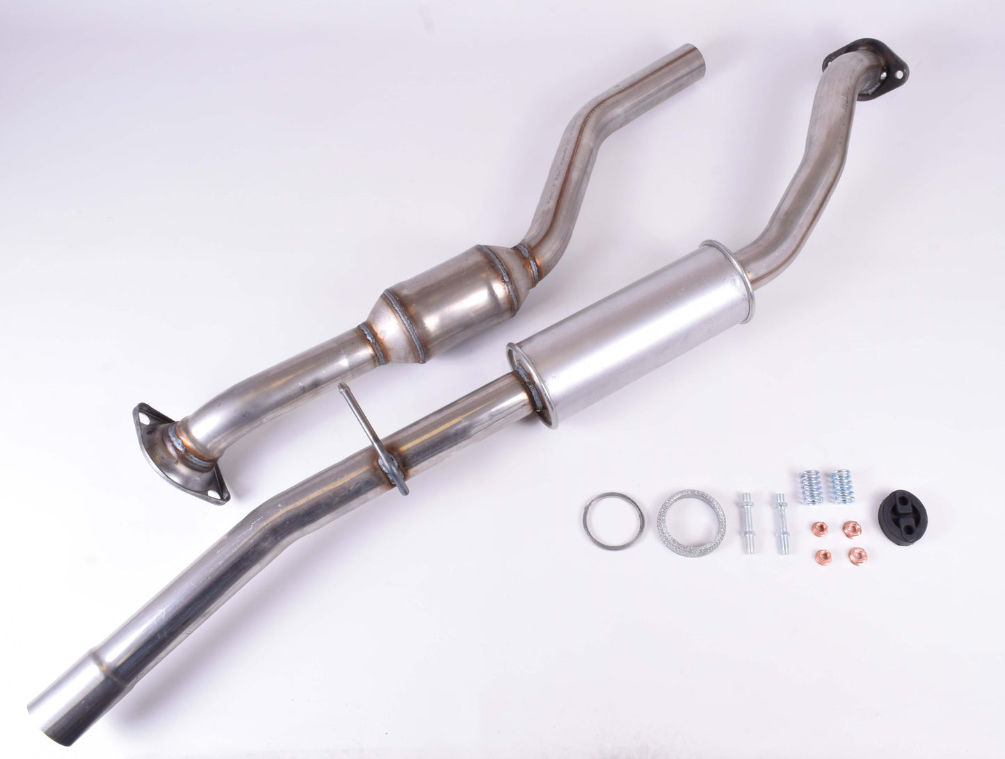 CL8004T-Catalyst-Type Approved for Mitsubishi Carisma 1.8 Petrol 16V 1996-1999 HP 116 Saloon EURO 3   410mm