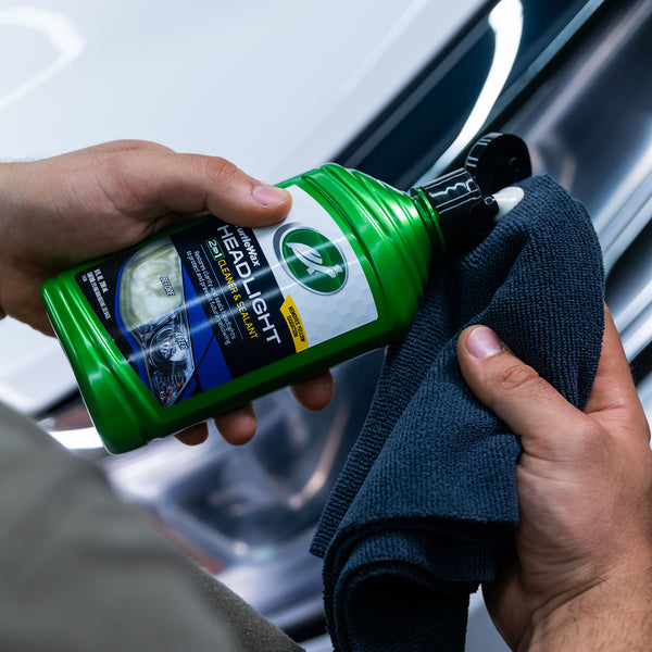 TURTLE WAX HEADLIGHT RESTORER/CLEANER & SEALANT 300ML